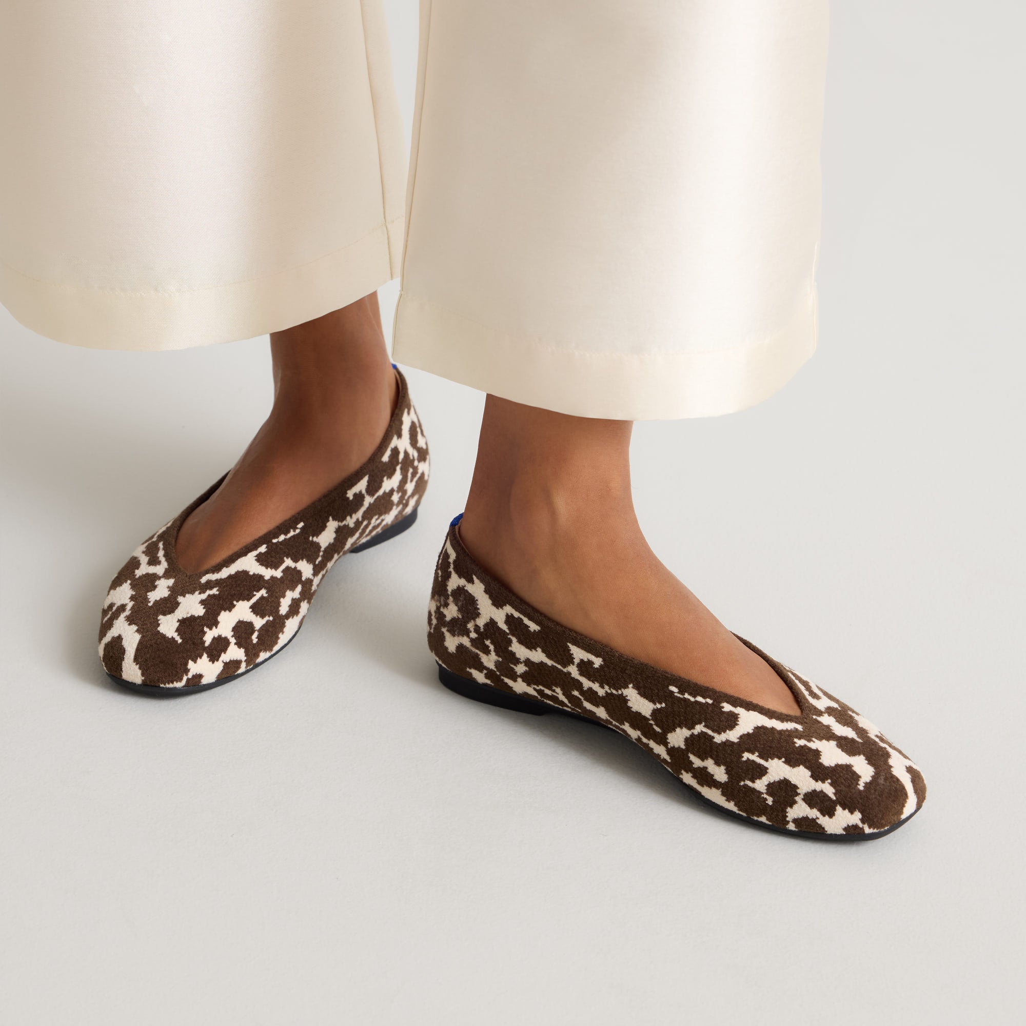 Rothy's The Max Square Ballerina ballerine dark rodeo cow print