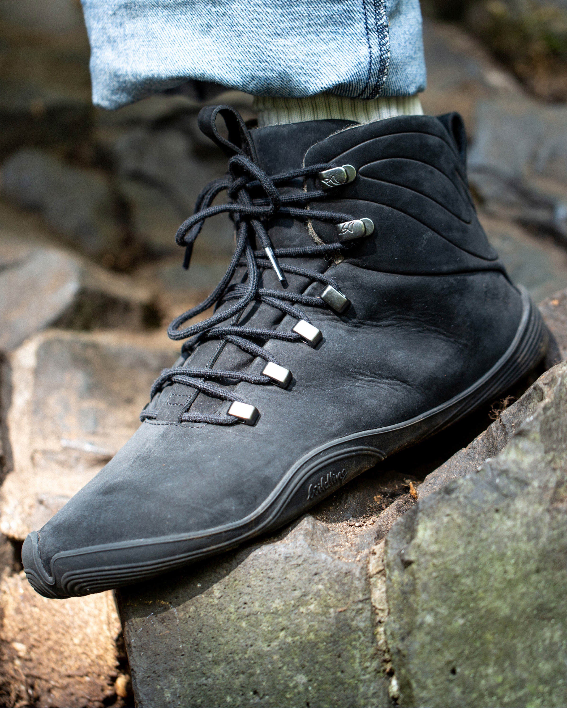 Wildling Mid Cut Feral black scarpe pelle inverno