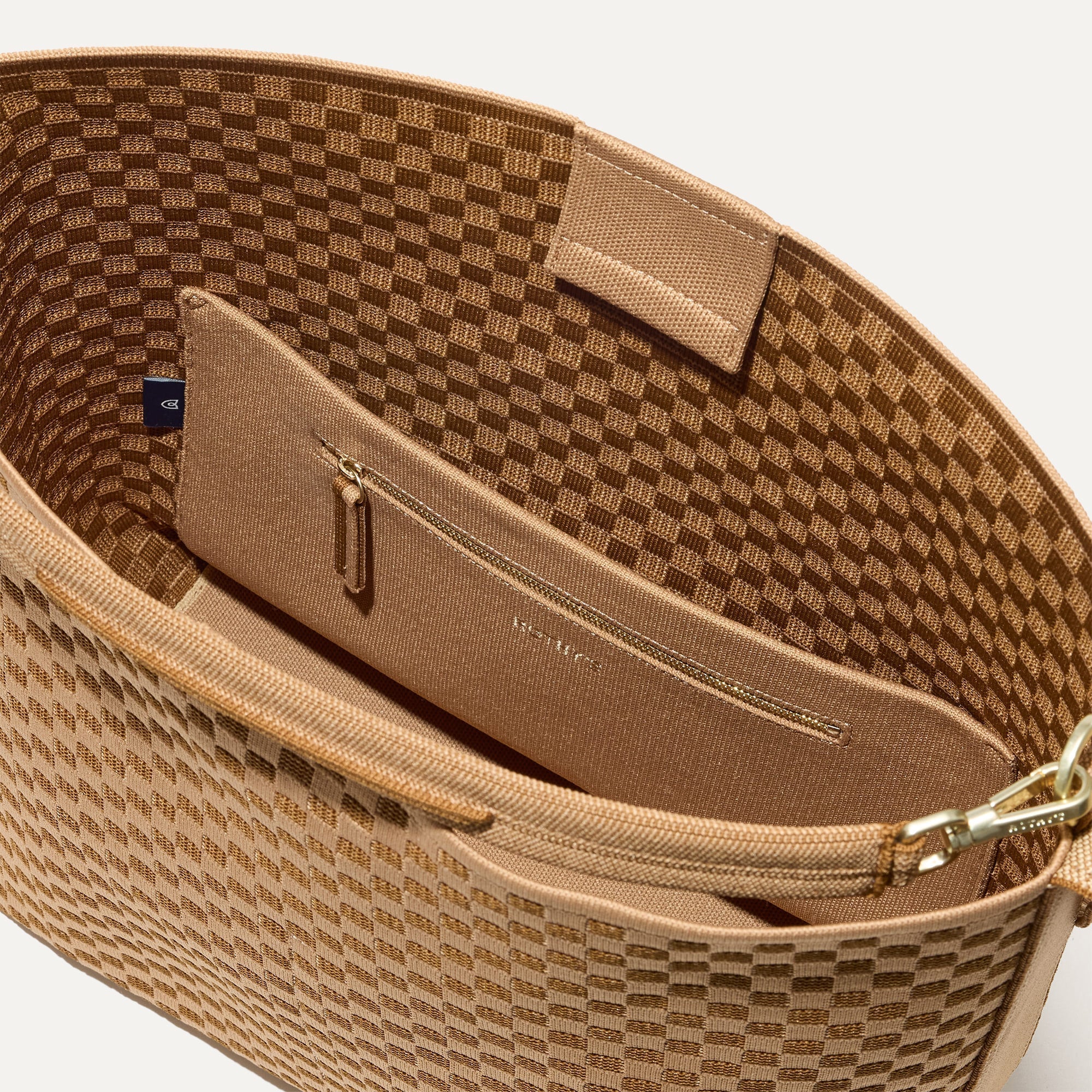 Rothy's The Bucket Bag borsa secchiello nocciola intreccio