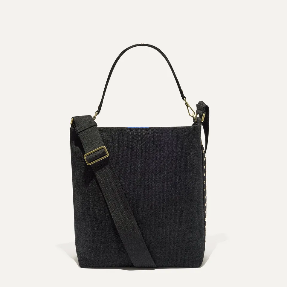 Rothy's The Bucket Bag borsa secchiello ReVelvet Black