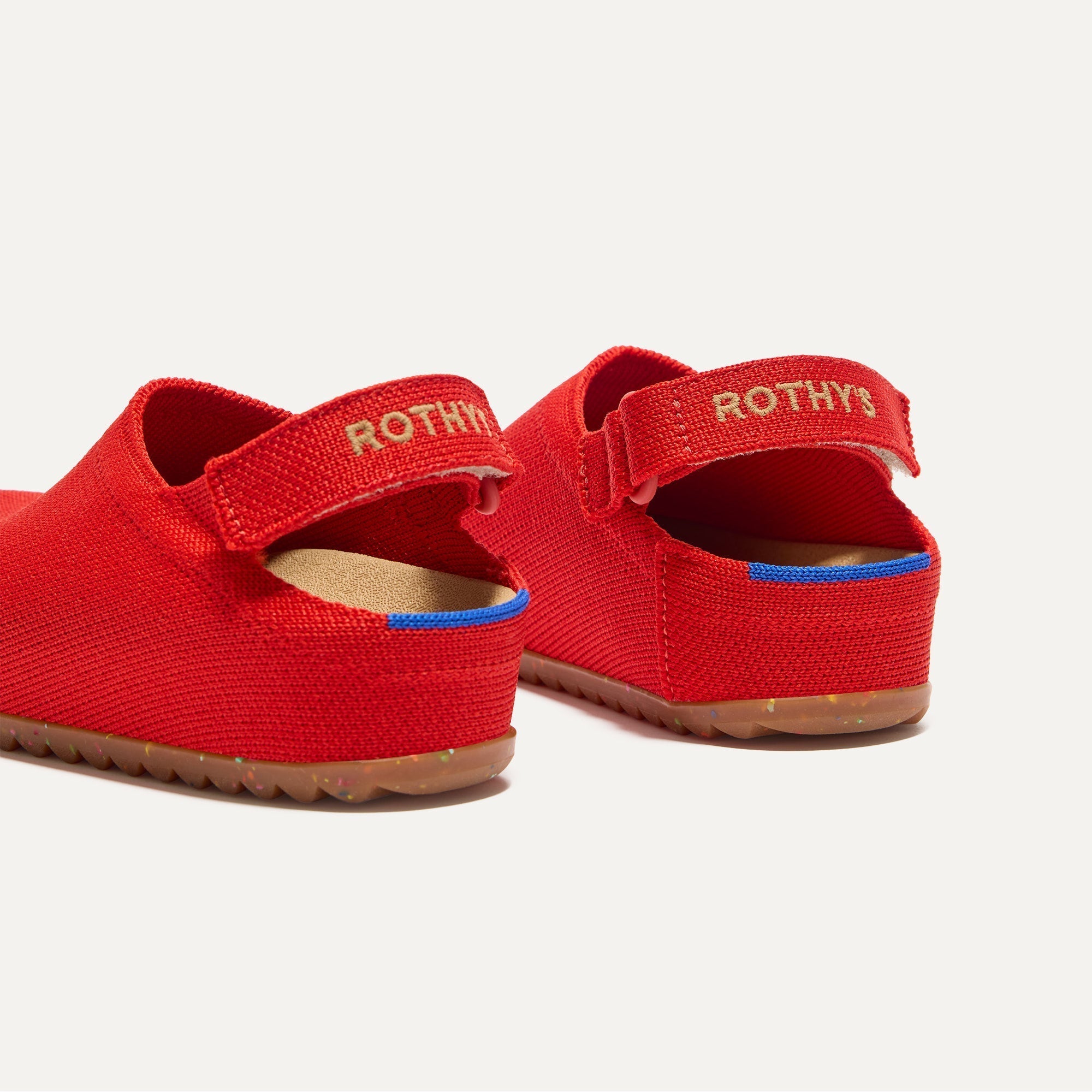 Rothy's The Kids Clog zoccoli bimbo Firetruck Red strappo