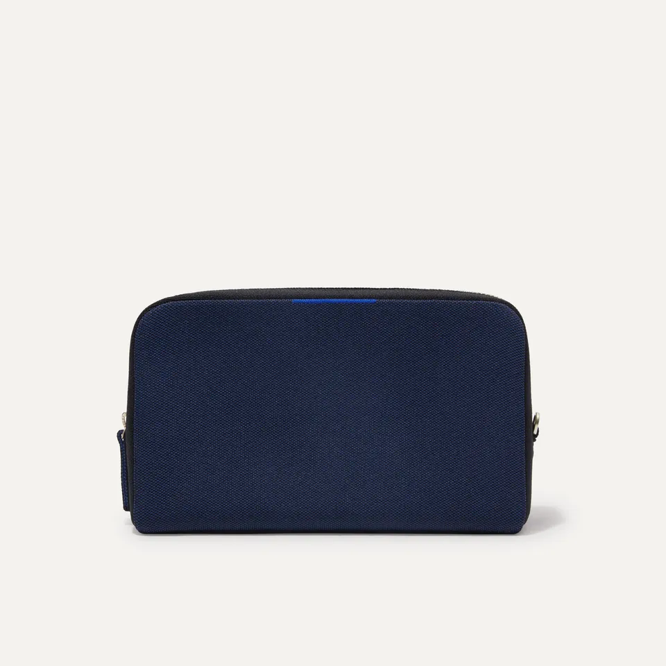 Rothy's Universal Pouch pochette Sapphire and Onyx viaggio