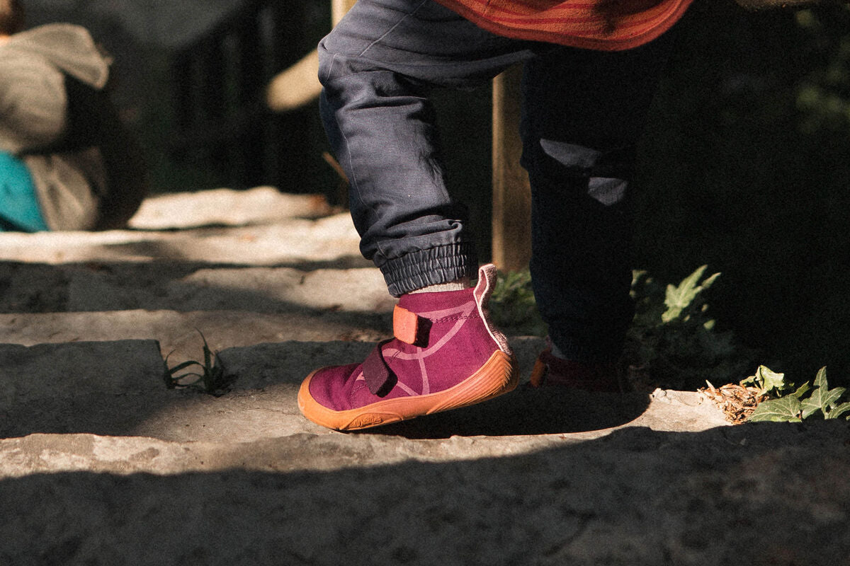 Wildling Shoes Filu Berry scarpe bimbo velcro vegan calde