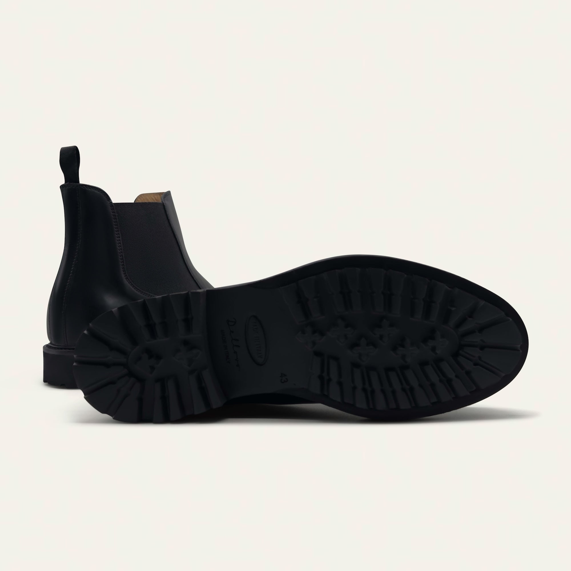 Dellovo Pimonte derby Nero vitello stile Beatles