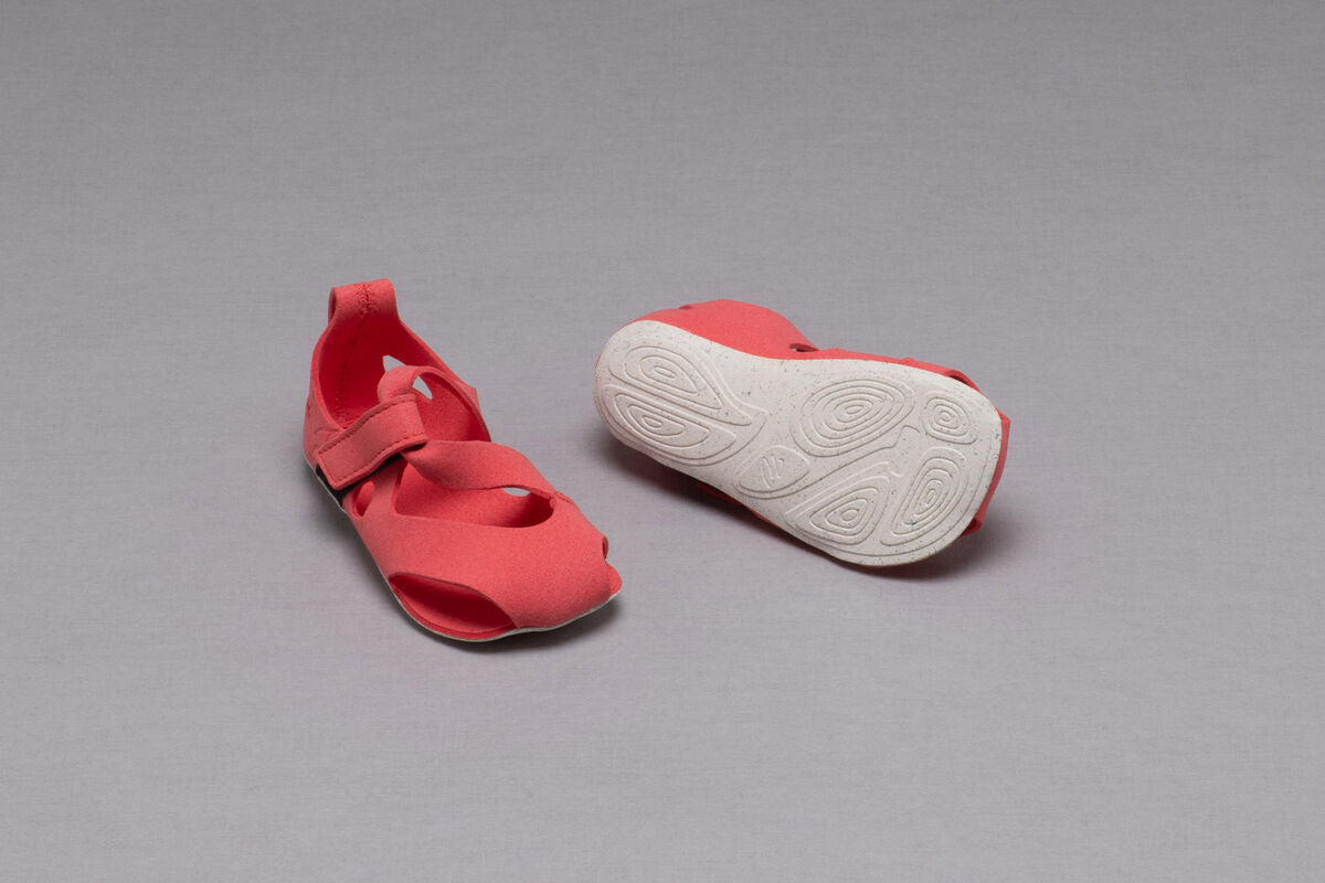 Wildling Feder Koralle sandali microfibra rosa leggeri