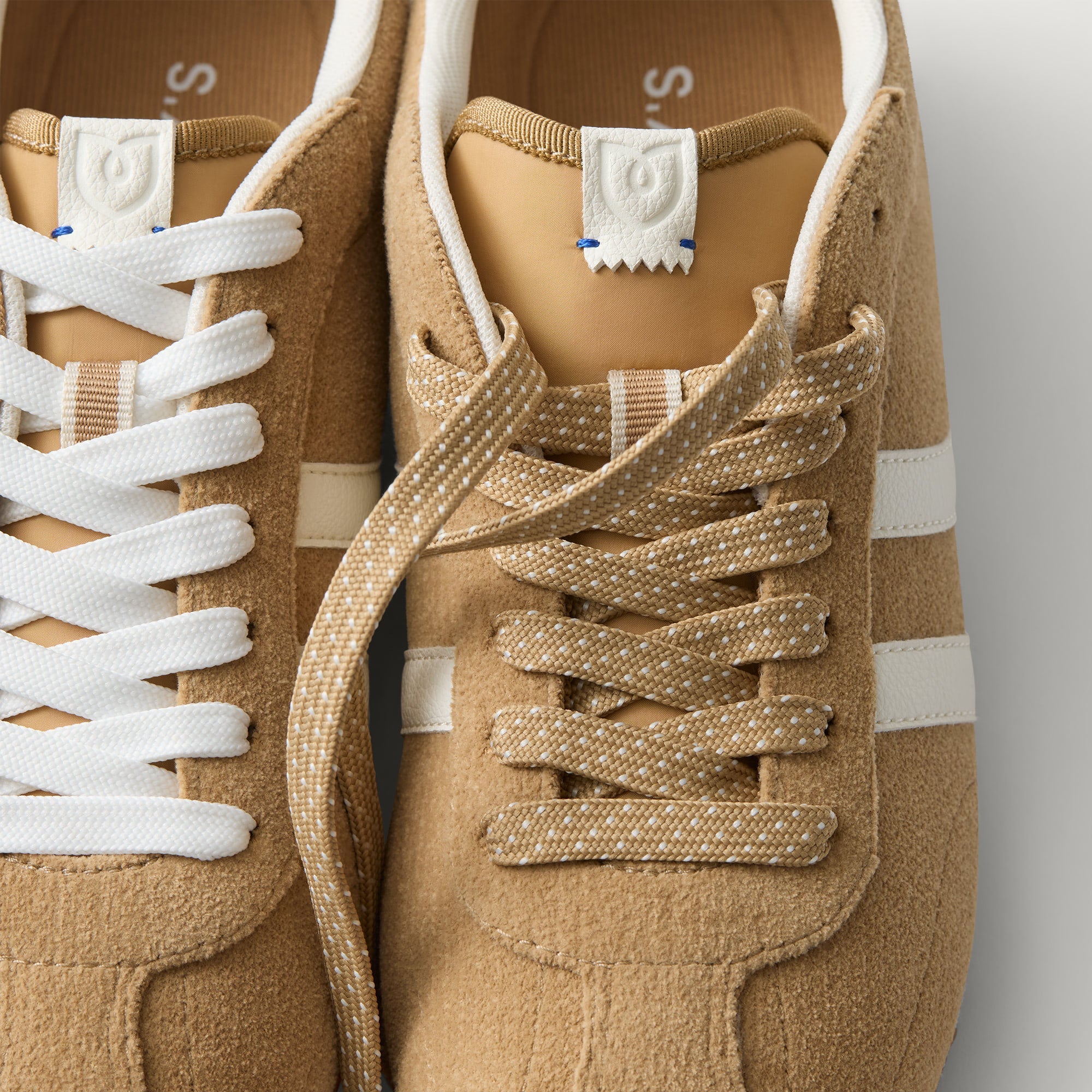 Rothy's The Ivy Sneaker sneakers donna ReVelvet Wren cammello