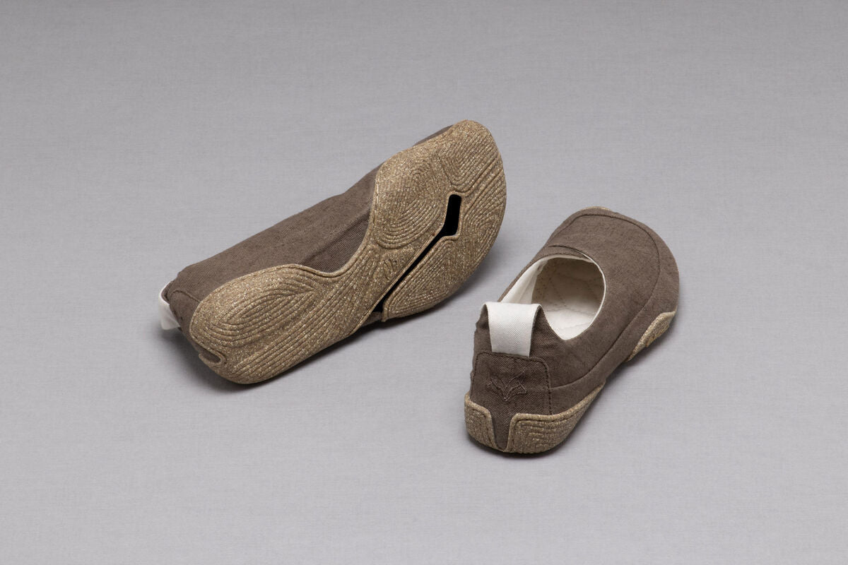Wildling Cahor taupe scarpa slip-on bimbo canapa