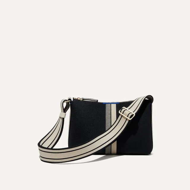 Rothy's The Casual Crossbody tracolla Black Ivory Stripe righe