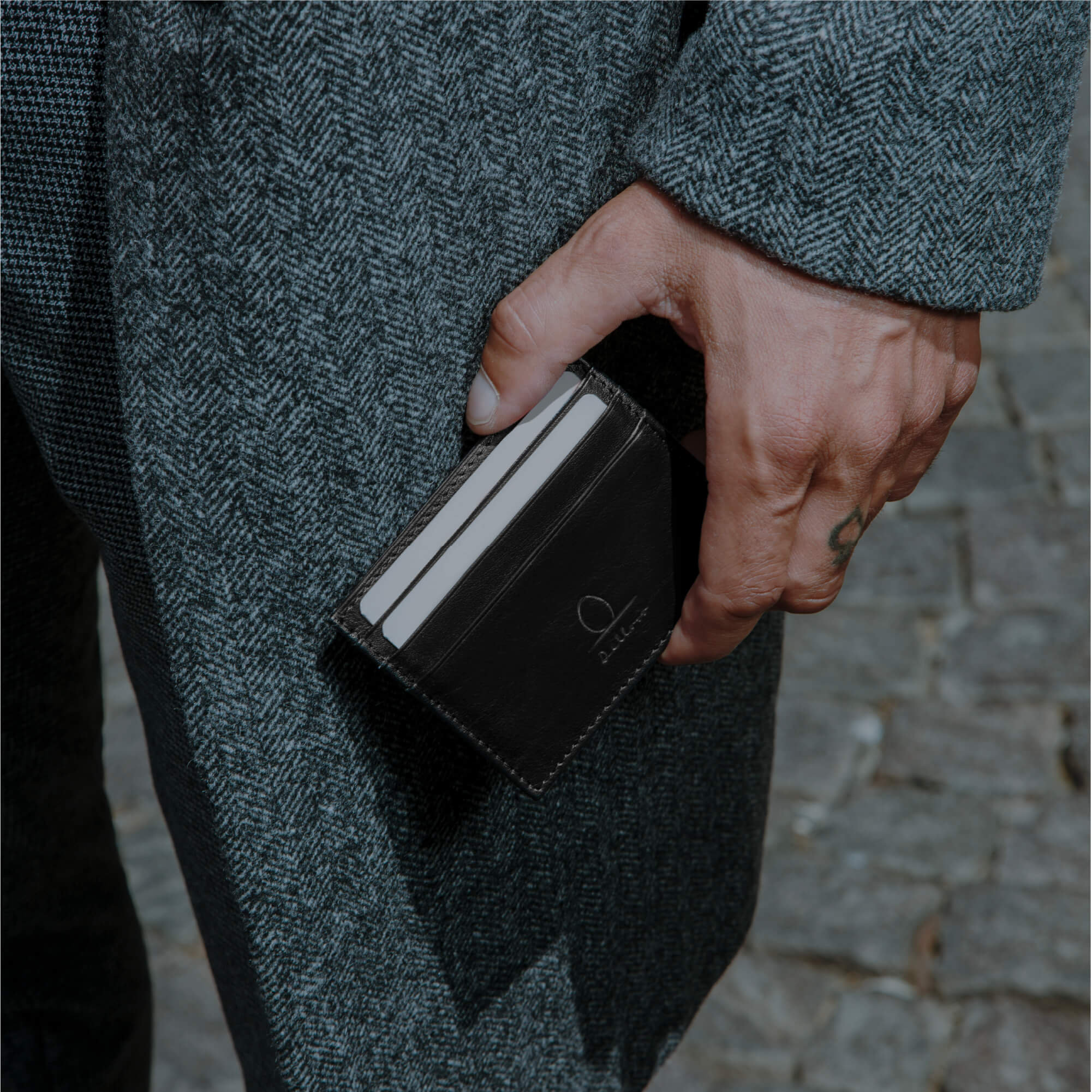 Dellovo Fortuna porta carte pelle nero 6 carte