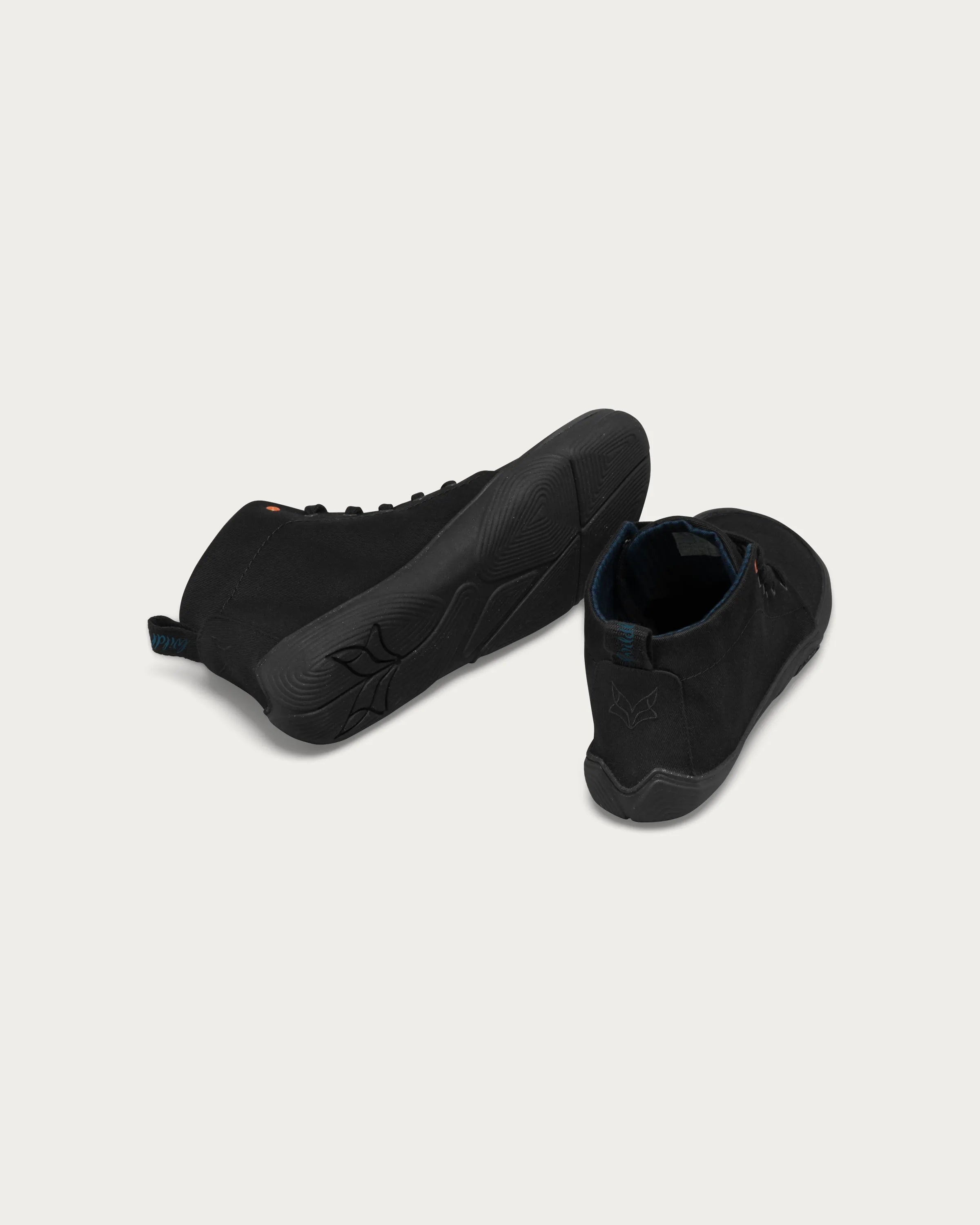 Wildling Atmodois Black scarpe nere cotone vegan
