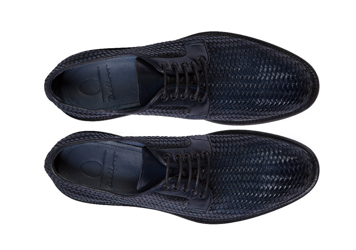 Dellovo Velato derby uomo blu pelle intrecciata