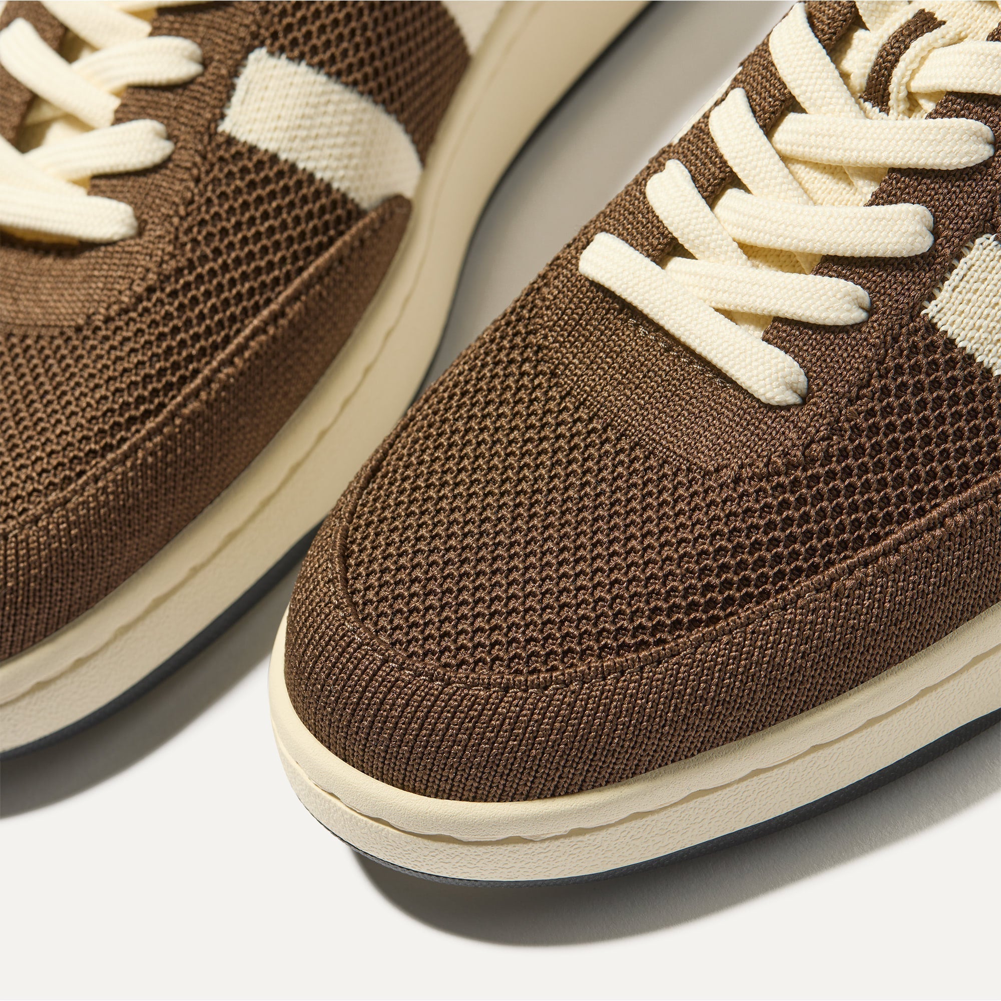 Rothy's The Men's Court Sneaker sneakers Dugout marrone avorio