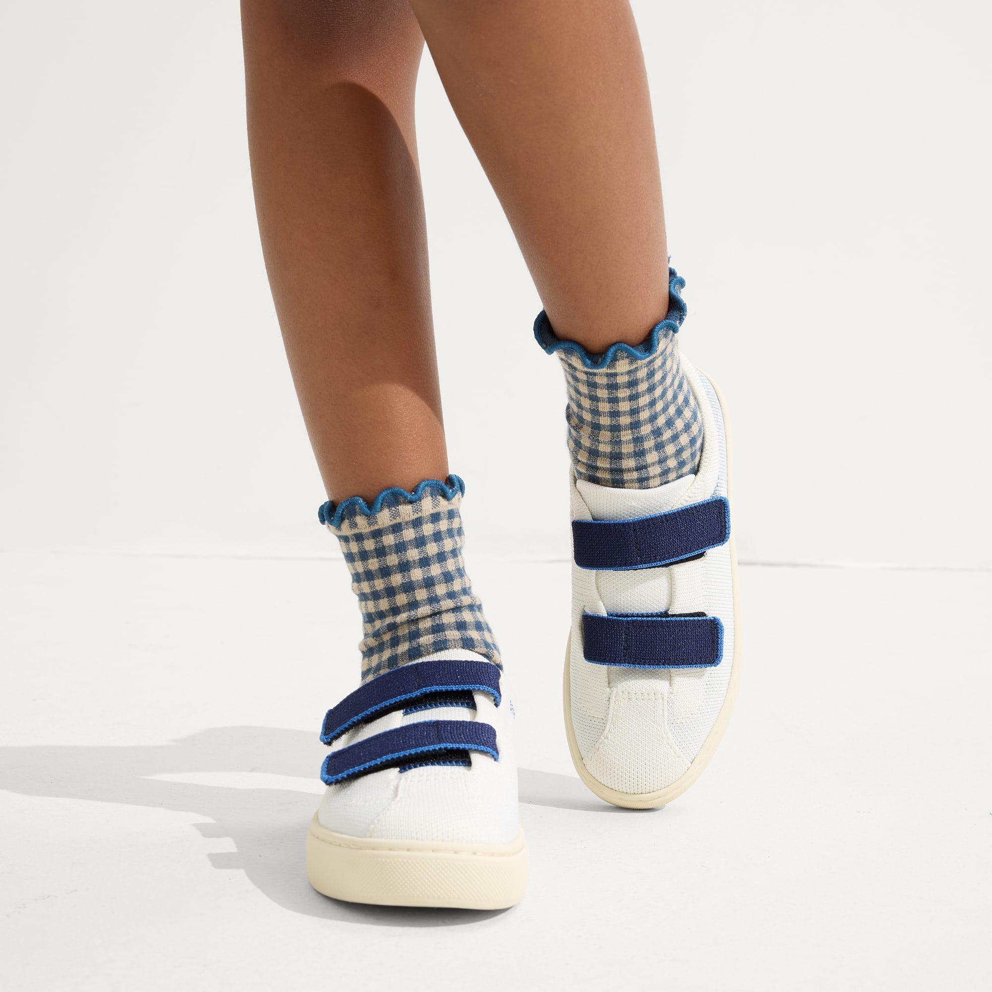 Rothy's The Kids Strap Sneaker scarpe bambino Blue Raspberry velcro