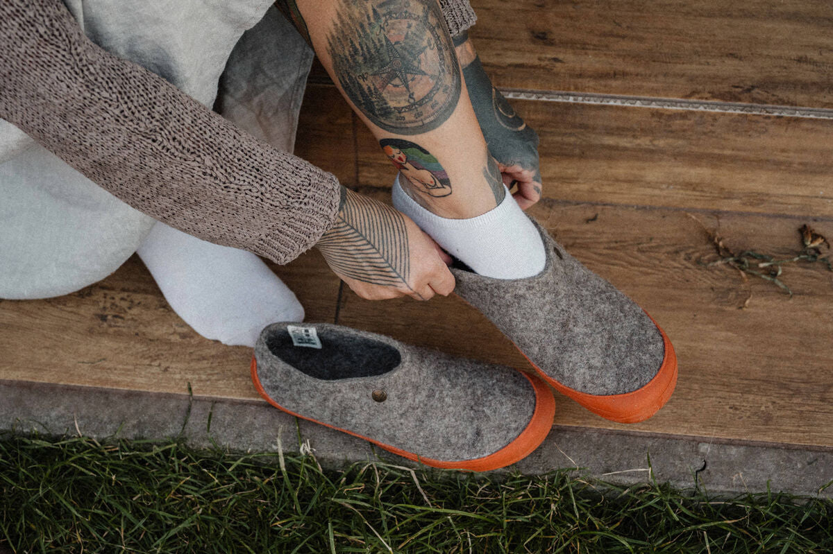 Wildling Shoes Slinka sten pantofole lana calda feltro