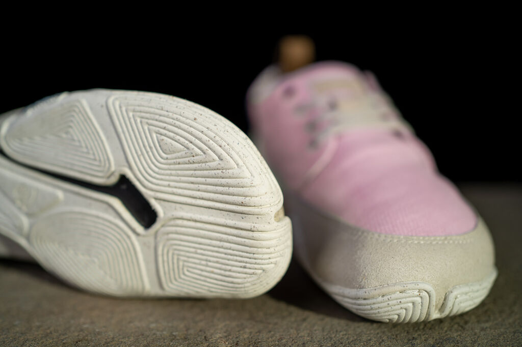 Wildling Shoes Hanami scarpe scalze rosa lino