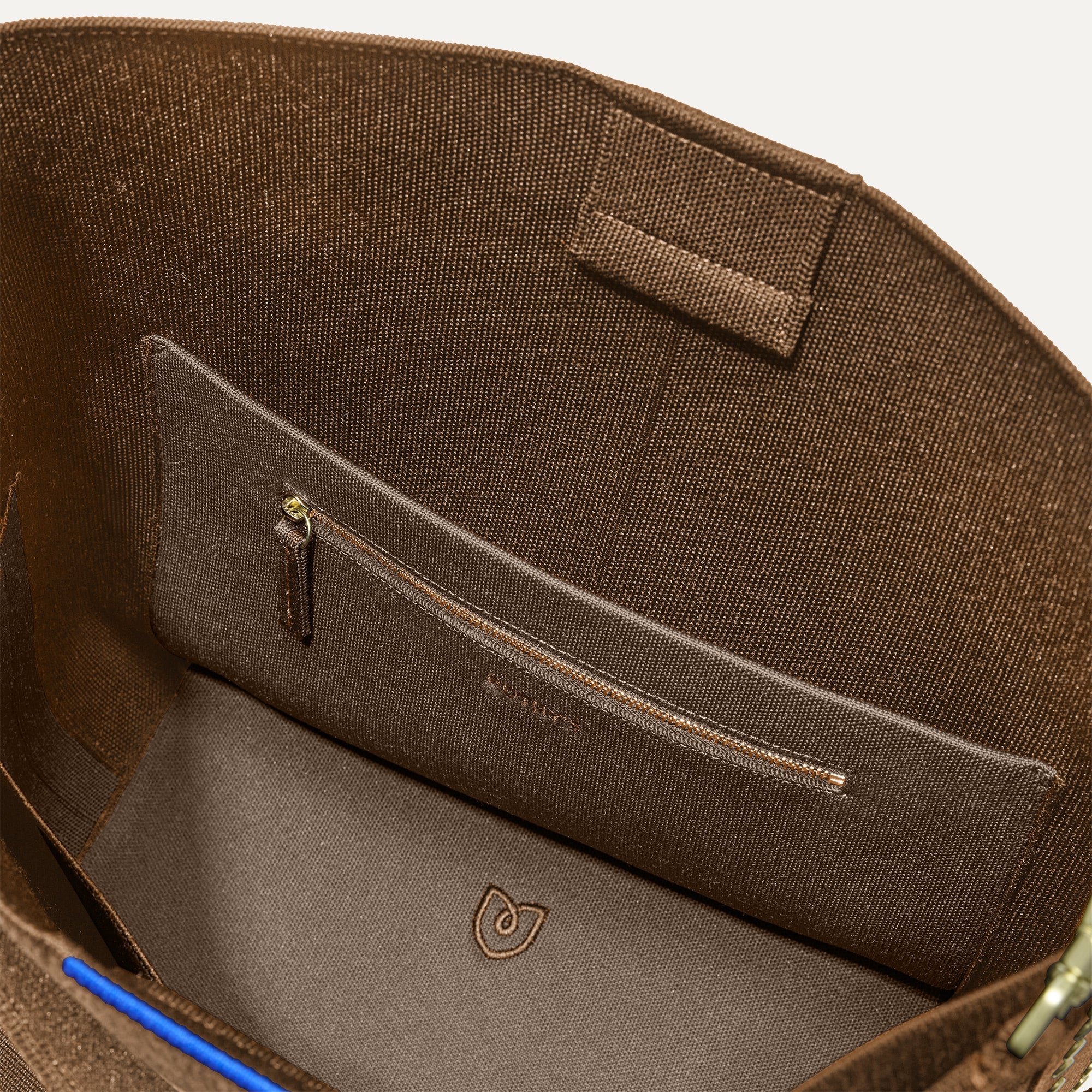 Rothy's The Bucket Bag borsa secchiello ReVelvet Cinnamon