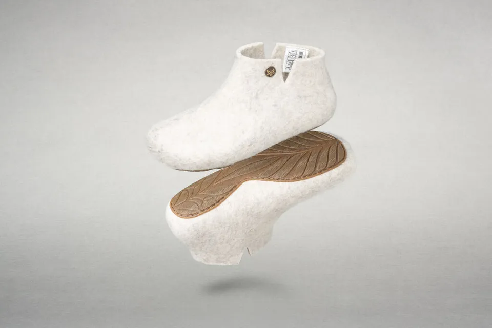 Wildling Shoes Lotus pantofole EU 28 grigie calde in feltro lana