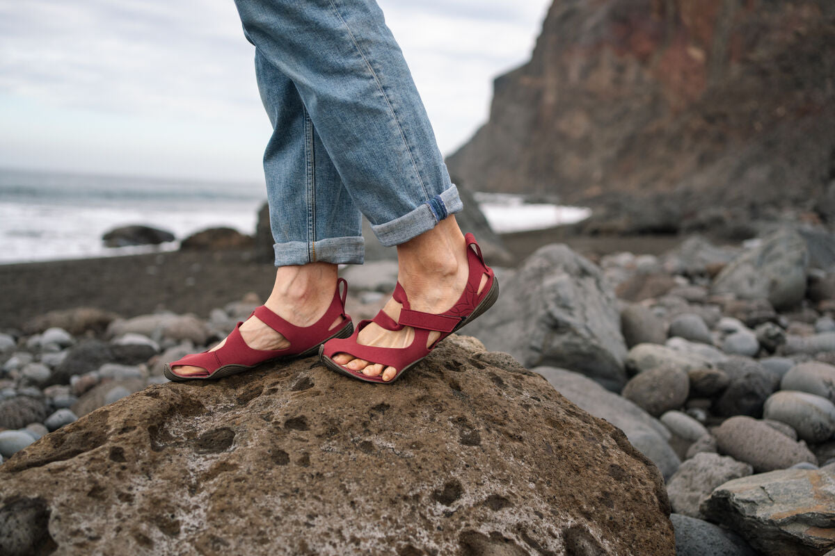 Wildling Feder fuchsia sandali scalzi donna fucsia leggeri