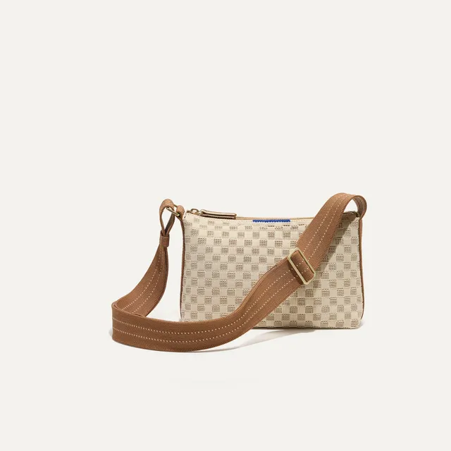 Rothy's The Casual Crossbody tracolla Vanilla Wafer avorio