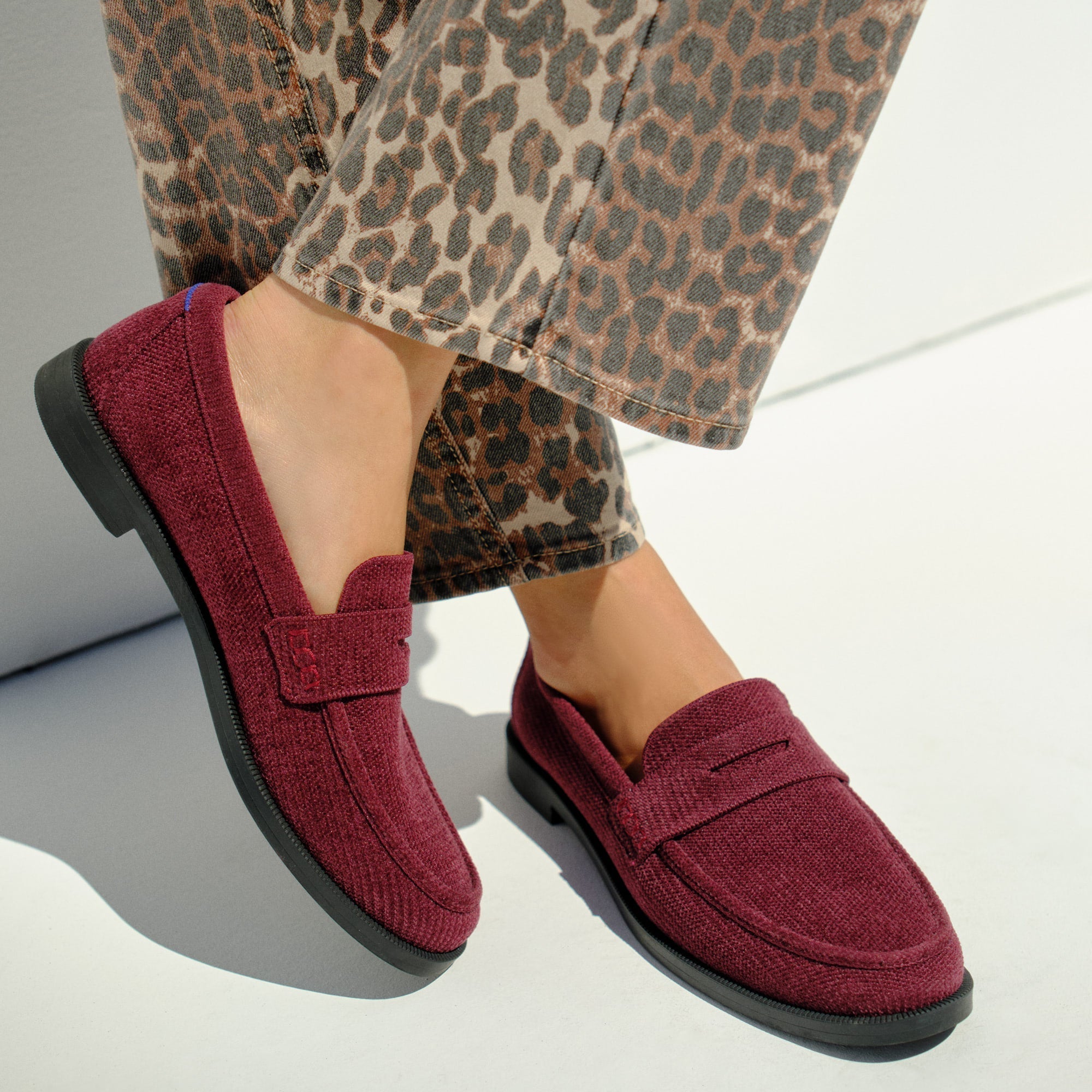 Rothy's The Penny Loafer mocassini ReVelvet Syrah bordeaux