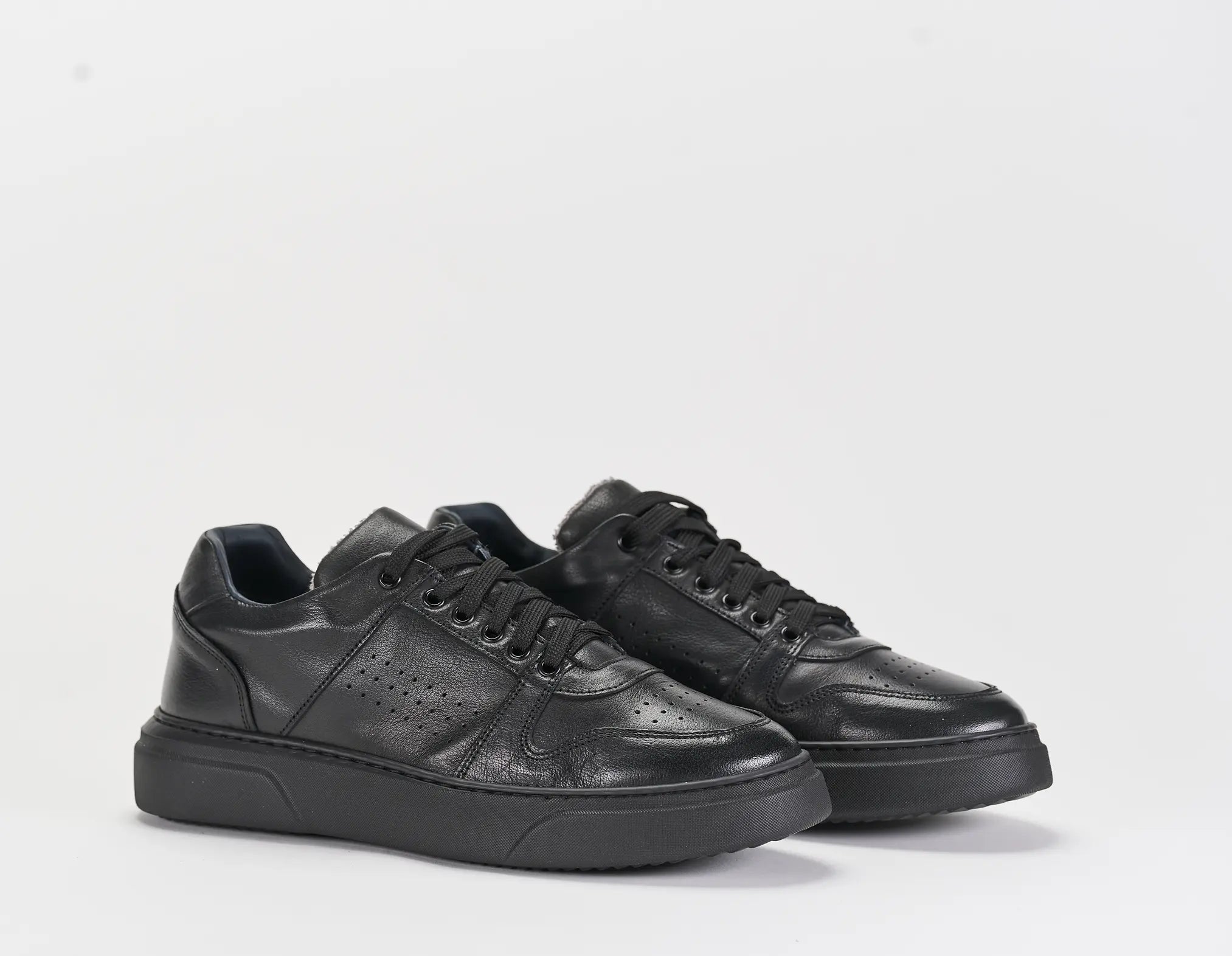 Sandro Barbera B68 Materia sneaker nero pelle leggera