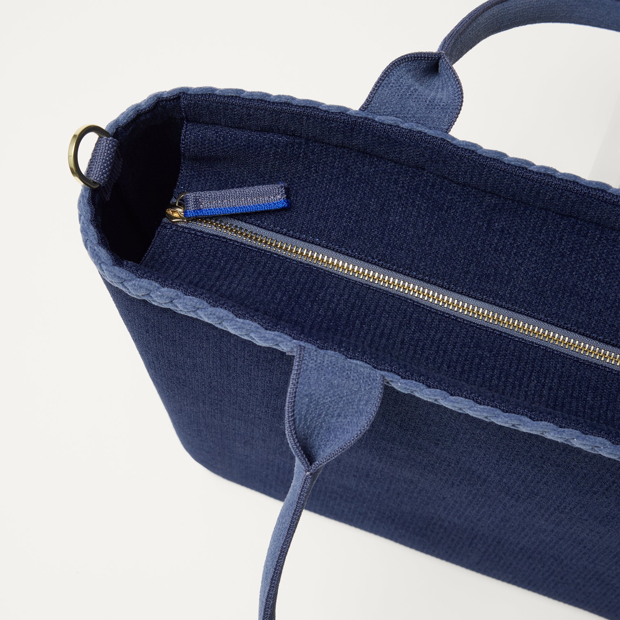 Rothy's Lightweight Zip Tote shopper Deep Navy con zip