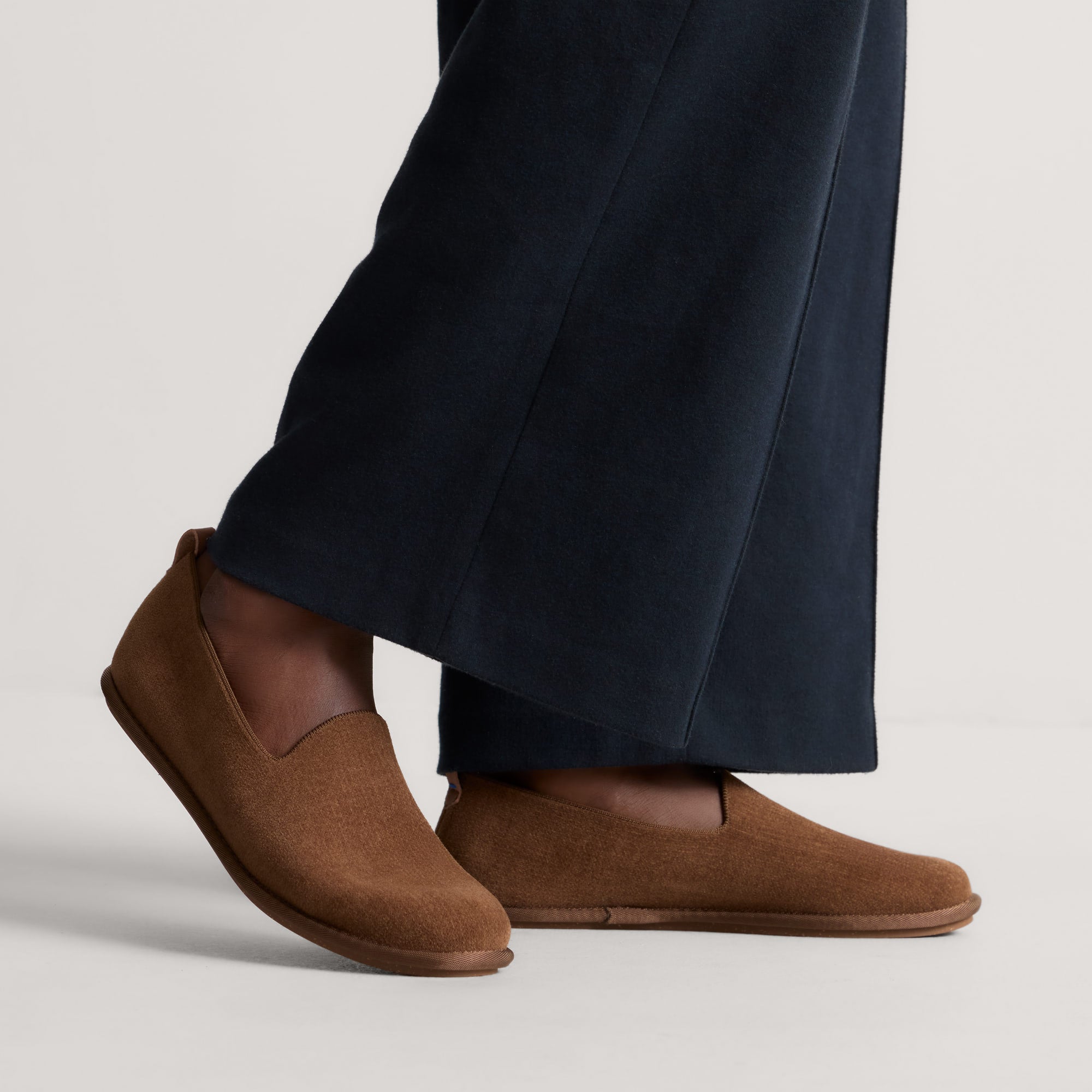 Rothy's The Men's Cruiser Loafer mocassini ReVelvet Umber marrone