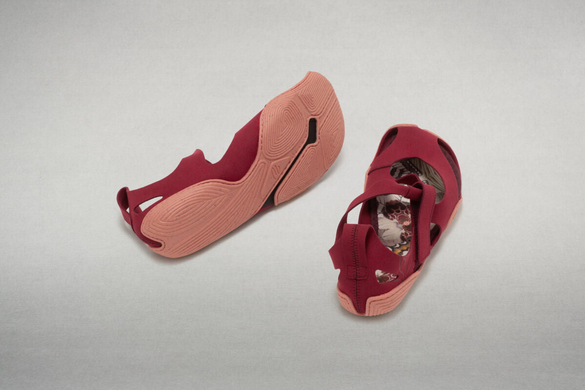 Wildling Feder Salsa sandalo rosso vegan leggero