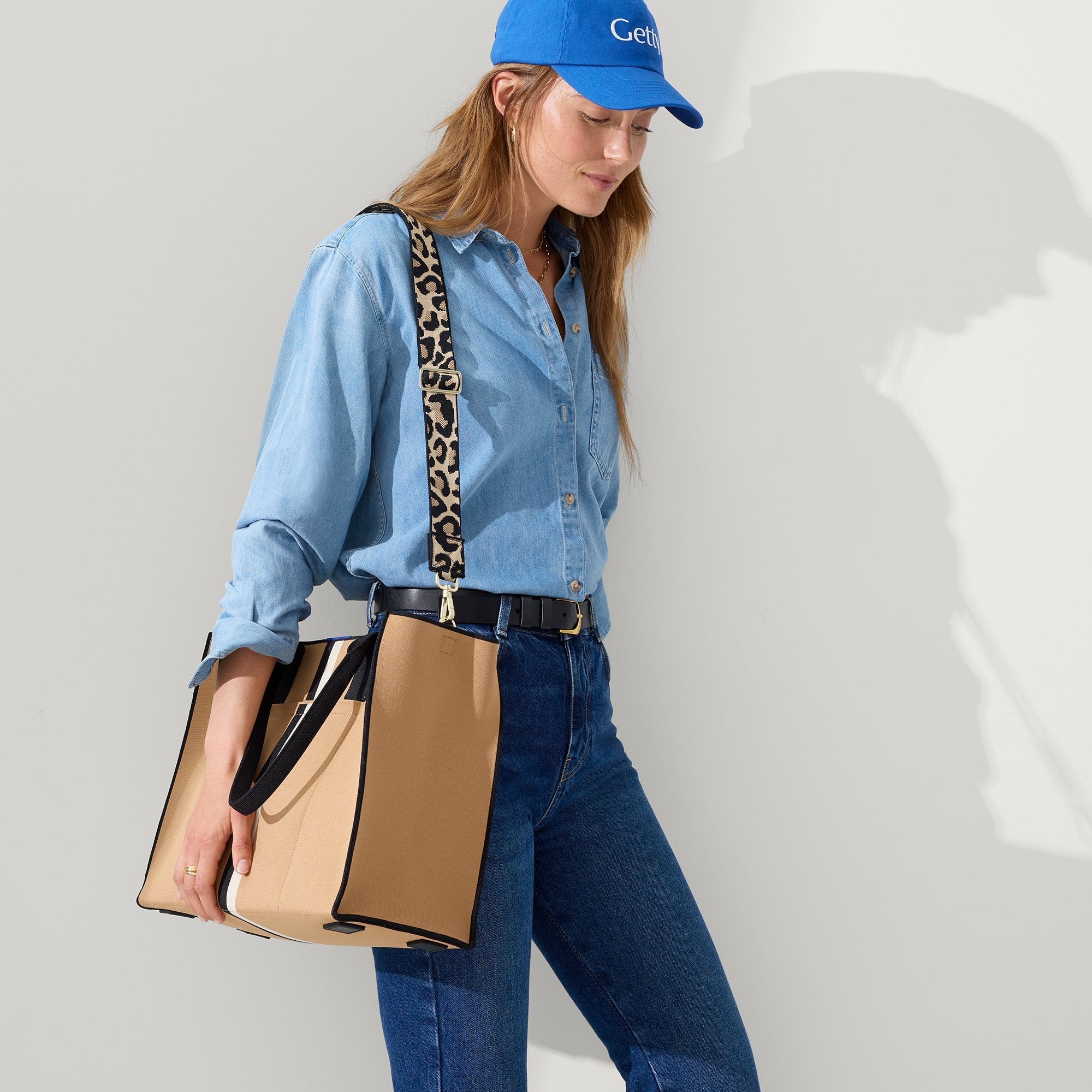 Rothy's The Crossbody Strap tracolla borsa Desert Cat leopardata