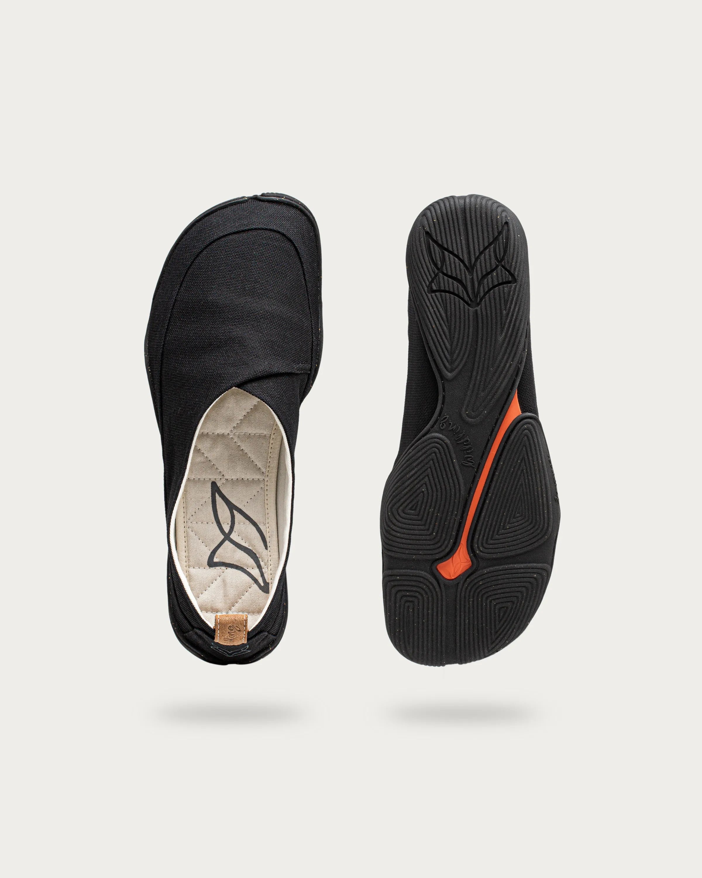 Wildling Kami Yoru sandali slip-on neri washi