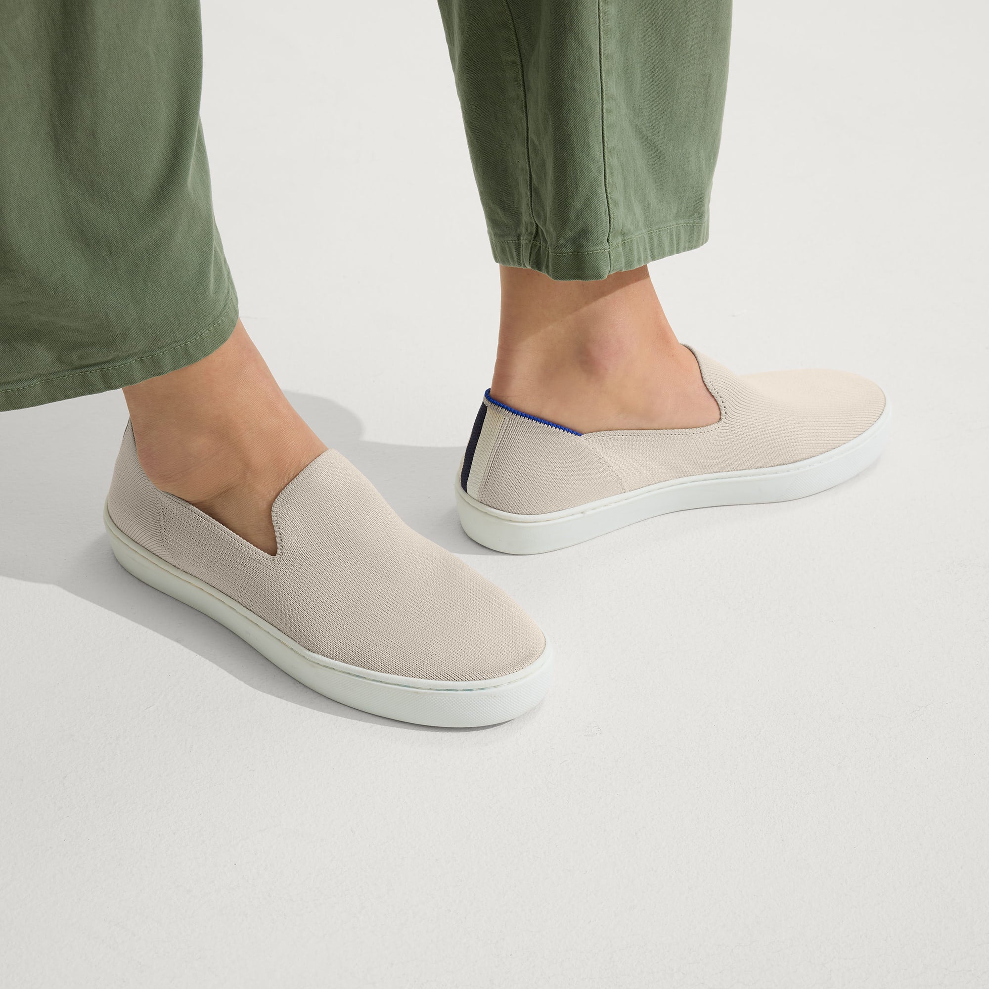 Rothy's The Original Slip On Sneaker sneakers sabbia tomaia morbida