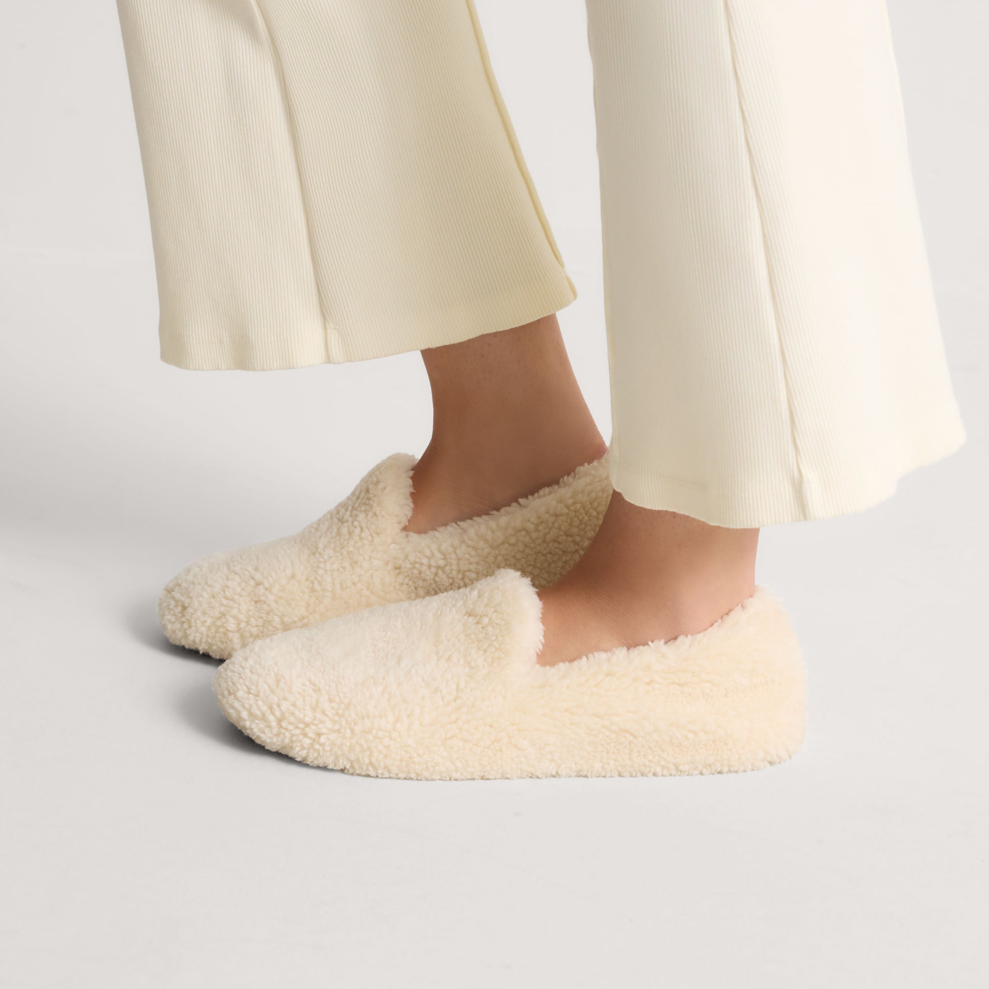 Rothy's Teddy Slipper pantofole Oat Milk peluche