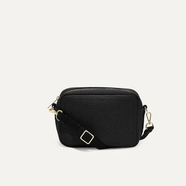 Rothy's The Crossbody Camera Bag borsa tracolla Black Licorice Open-Knit