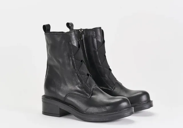 Sandro Barbera Gaia 13 stivaletto donna nero biker
