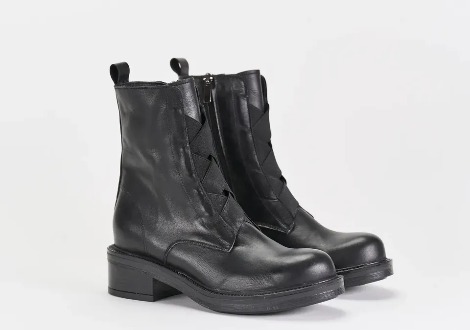 Sandro Barbera Gaia 13 stivaletto donna nero biker