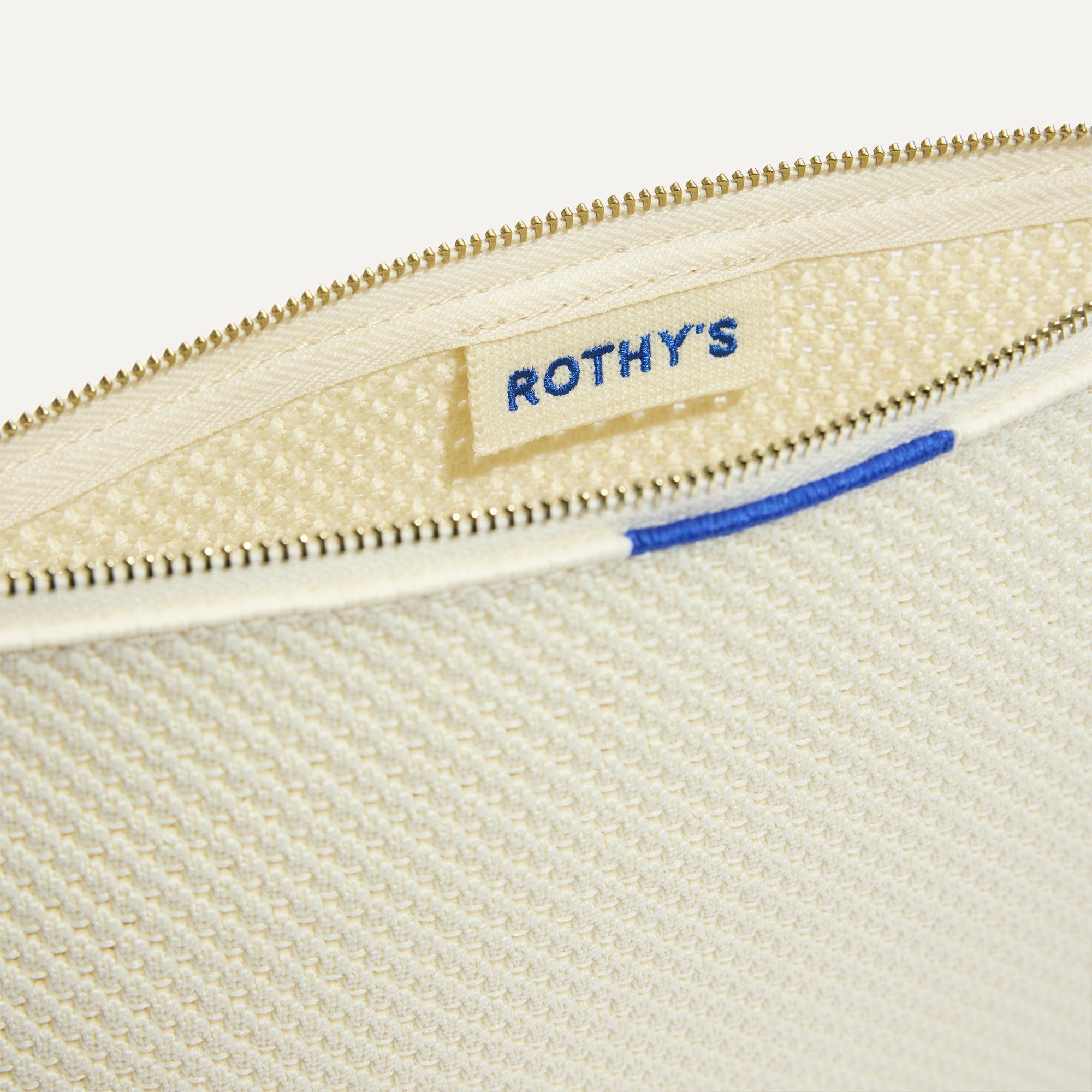 Rothy's Convertible Clutch pochette Love Bird avorio