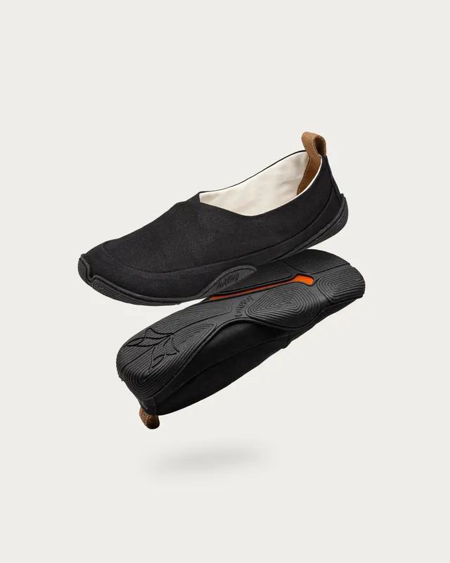 Wildling Kami Yoru sandali slip-on neri washi