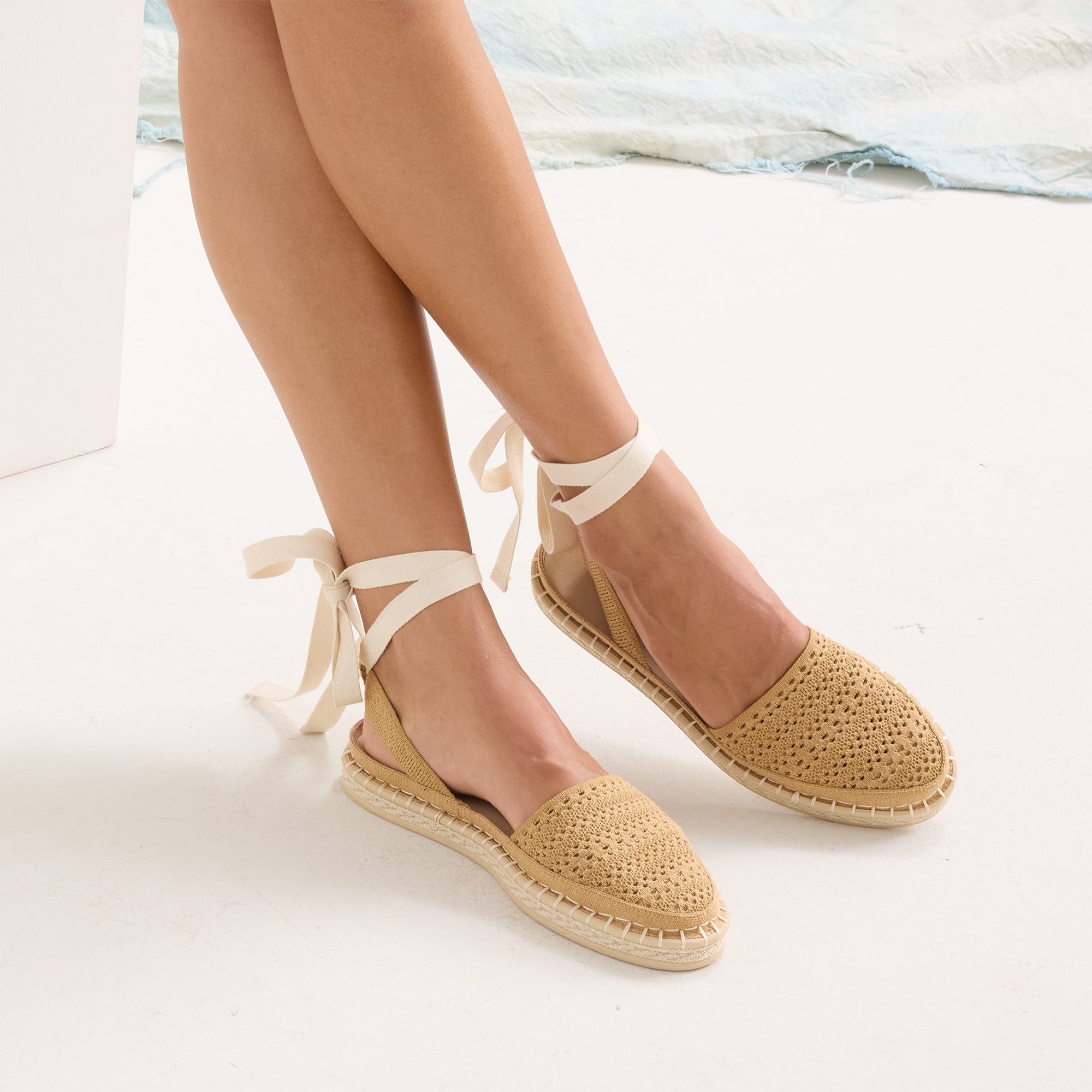 Rothy's D'Orsay Espadrille ballerina Camel Crochet traforata